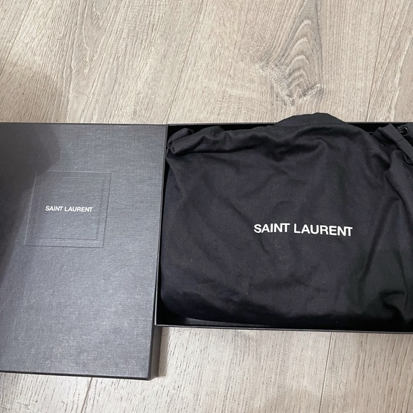AUTHENTIC SAINT LAURENT KATE MEDIUM IN GRAIN BAG - Picture 5 of 11